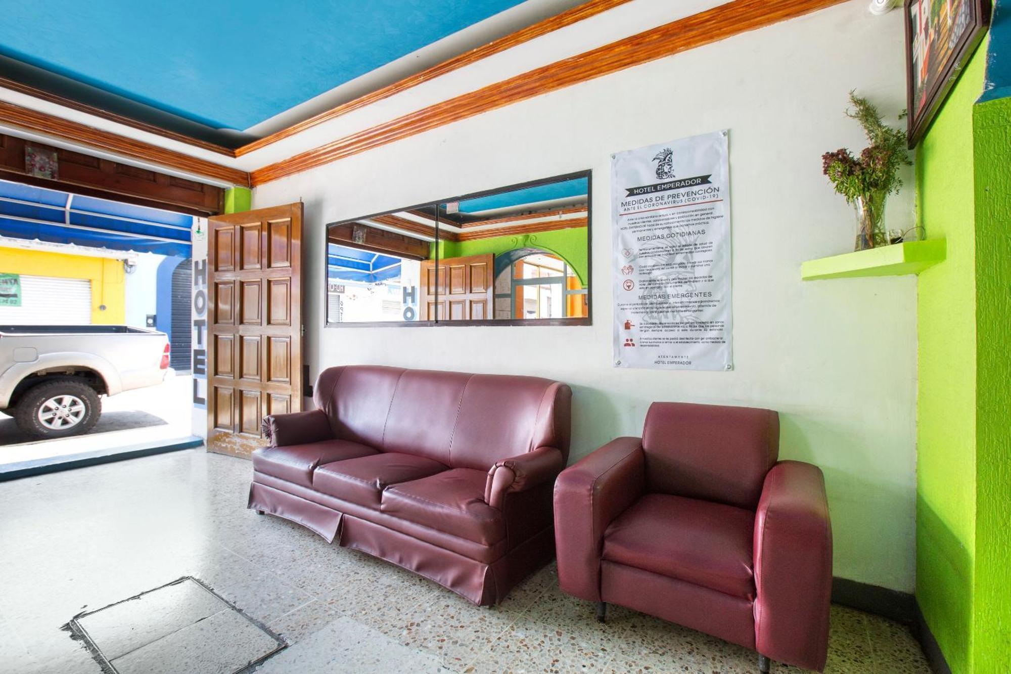 Oyo Hotel Emperador, Oaxaca Exterior foto