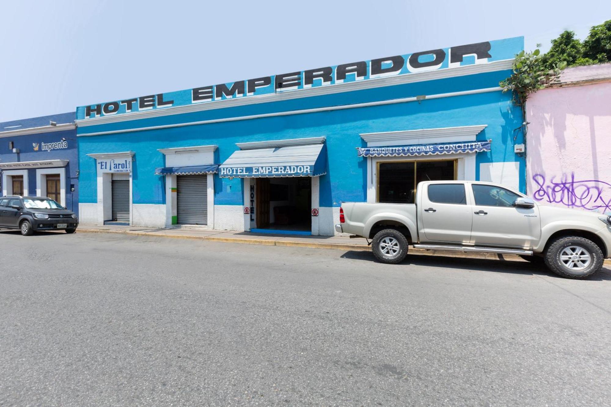 Oyo Hotel Emperador, Oaxaca Exterior foto
